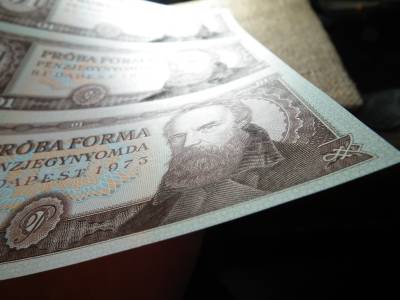 Próba forma 1973 próbanyomat ! Táncsics Mihály , 3-as ív ! UNC ! RITKA! Próbaforma Próba forma 1973 próbanyomat ! Táncsics Mihály , 3-as ív ! UNC ! RITKA! Próbaforma