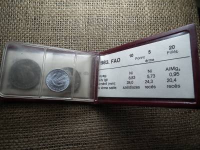 1983 évi Fao érme sor , 20 Fillér , 5 , 10 Forint , Eredeti tokban 1983 évi Fao érme sor , 20 Fillér , 5 , 10 Forint , Eredeti tokban