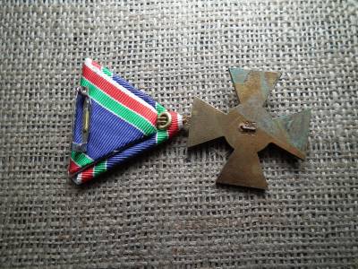 Vitézi Rend bronz Érdemkereszt , zománcozott, fém kitüntetés mellszalagon Vitézi Rend bronz Érdemkereszt , zománcozott, fém kitüntetés mellszalagon