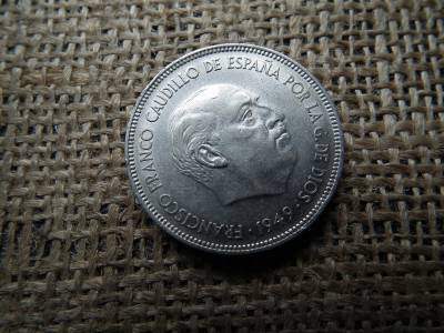 Spanyolország 5 peseta 1949 , pesetas - Francisco Franco , 1950 ! Spanyolország 5 peseta 1949 , pesetas - Francisco Franco , 1950 !