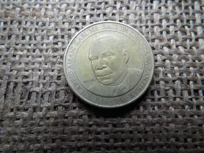 Tanzánia 200 shilingi 2008