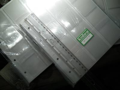 Kobra , Érmetartó , éremtartó , érme berakó lap ! 10 db 12 férőhelyes ! Ár / zacskó ( 10 lap , 10 elválasztó ) Új ! Kobra , Érmetartó , éremtartó , érme berakó lap ! 10 db 12 férőhelyes ! Ár / zacskó ( 10 lap , 10 elválasztó ) Új !