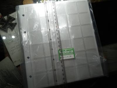 Kobra , Érmetartó , éremtartó , érme berakó lap ! 10 db 30 férőhelyes ! Ár / zacskó ( 10 lap , 10 elválasztó ) Új ! Kobra , Érmetartó , éremtartó , érme berakó lap ! 10 db 30 férőhelyes ! Ár / zacskó ( 10 lap , 10 elválasztó ) Új !