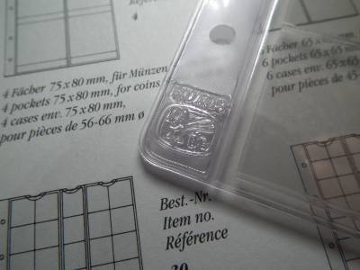 NUMIS Kabe , Érmetartó , éremtartó , érme berakó lap ! 5 db 30 férőhelyes ! Ár / zacskó ( 5 lap , 5 elválasztó ) Új ! NUMIS Kabe , Érmetartó , éremtartó , érme berakó lap ! 5 db 30 férőhelyes ! Ár / zacskó ( 5 lap , 5 elválasztó ) Új !