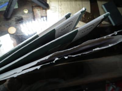 NUMIS Kabe , Érmetartó , éremtartó , érme berakó lap ! 5 db 30 férőhelyes ! Ár / zacskó ( 5 lap , 5 elválasztó ) Új ! NUMIS Kabe , Érmetartó , éremtartó , érme berakó lap ! 5 db 30 férőhelyes ! Ár / zacskó ( 5 lap , 5 elválasztó ) Új !