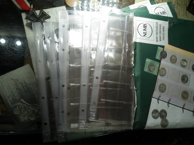 NUMIS Kabe , Érmetartó , éremtartó , érme berakó lap ! 5 db 30 férőhelyes ! Ár / zacskó ( 5 lap , 5 elválasztó ) Új ! NUMIS Kabe , Érmetartó , éremtartó , érme berakó lap ! 5 db 30 férőhelyes ! Ár / zacskó ( 5 lap , 5 elválasztó ) Új !