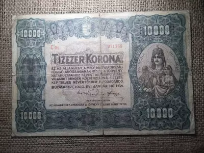 10000 korona 1920 , ritka ! C01 , nagyon alacsony sorozatszám , ritka 