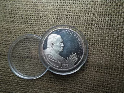 II. János Pál Pápa Magyarországi látogatása 1991 , PP ezüst érem , ÁP 999,9/ 1000 , 31,2g , 1 uncia 